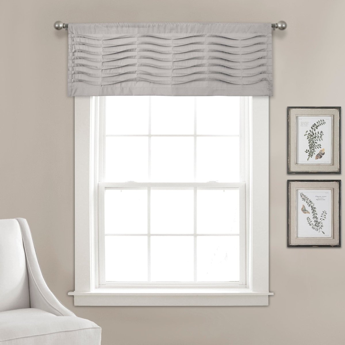 Wave Texture Valance