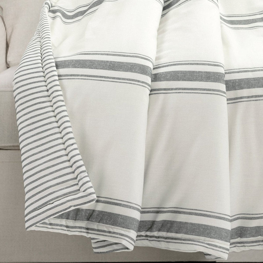 Farmhouse Stripe Throw